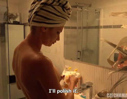 Ебливая 30 летняя чешка снимает порно на камеру со своим любимым мужем