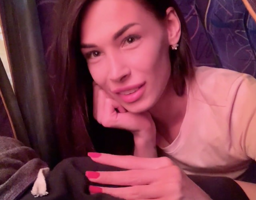 Реальный секс в автобусе снятый на мобильный телефон